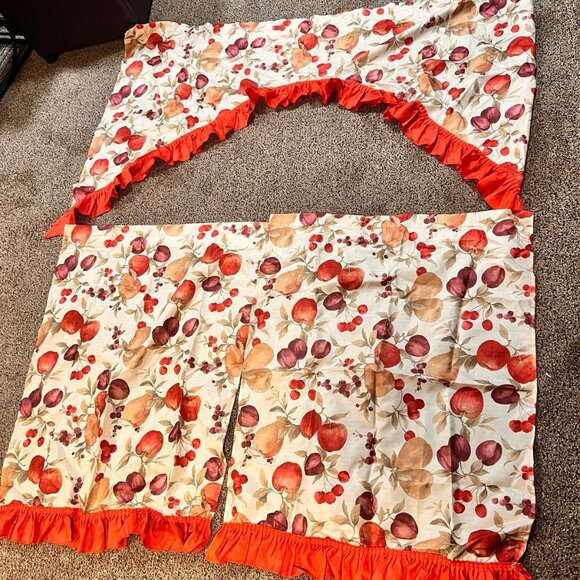 3 Piece Printed Window Treatment Kitchen Curtain Apples 2- Set - Picture 5 of 5